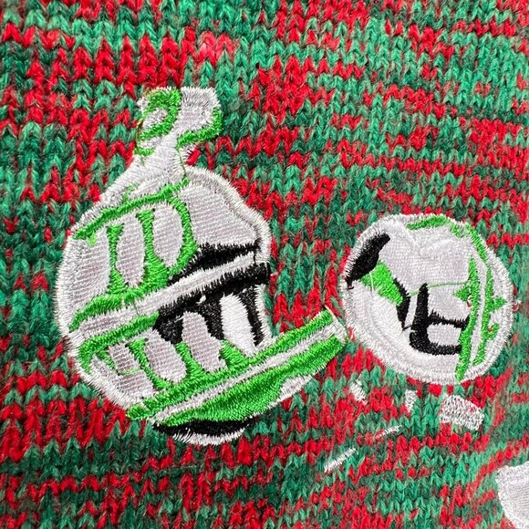 33 Degrees Black White Cat Christmas Sweater XL Broken Ornaments Fun Attitude - Picture 8 of 16